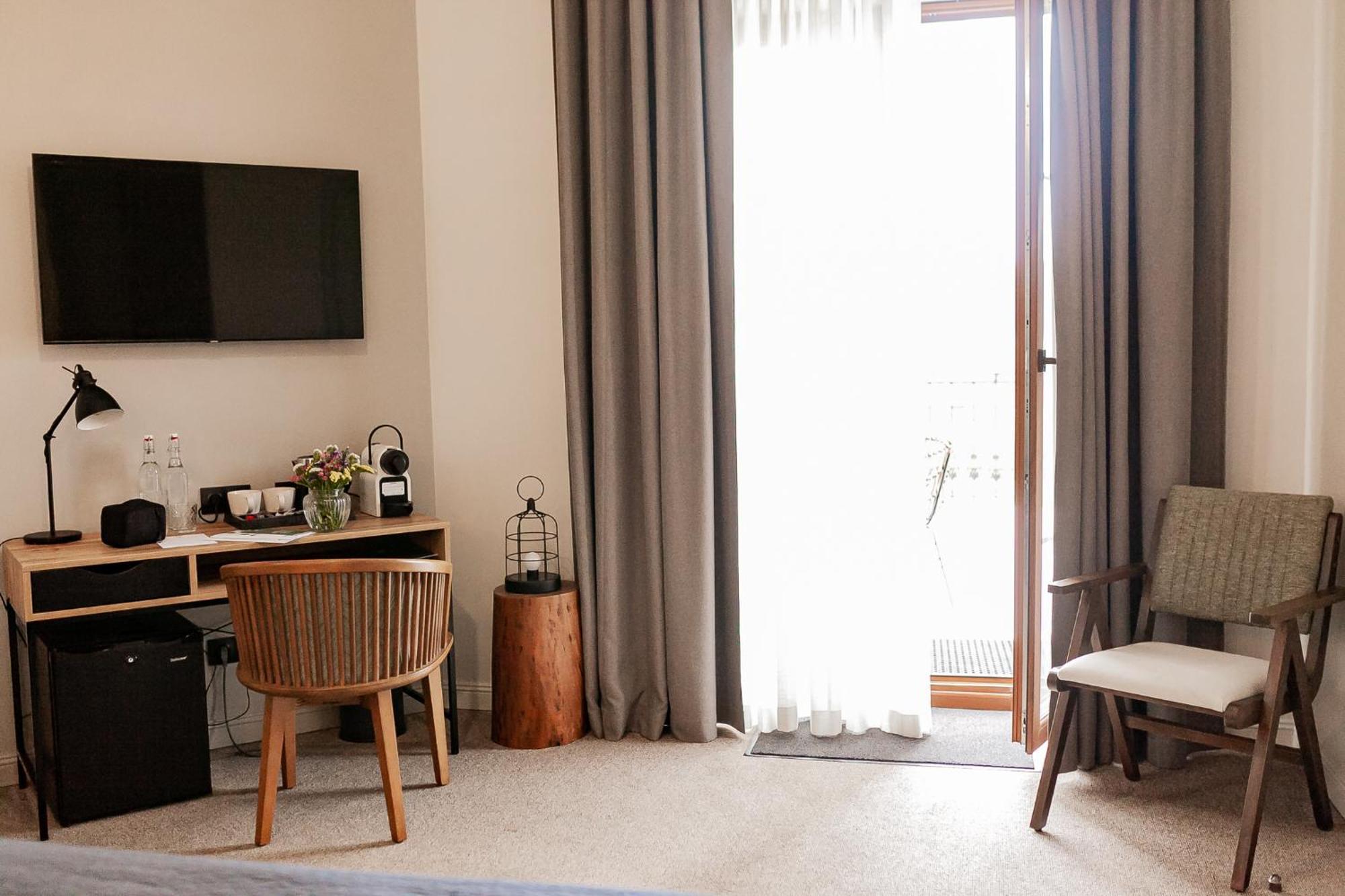 Bobritsa Dacha Hotel Ngoại thất bức ảnh