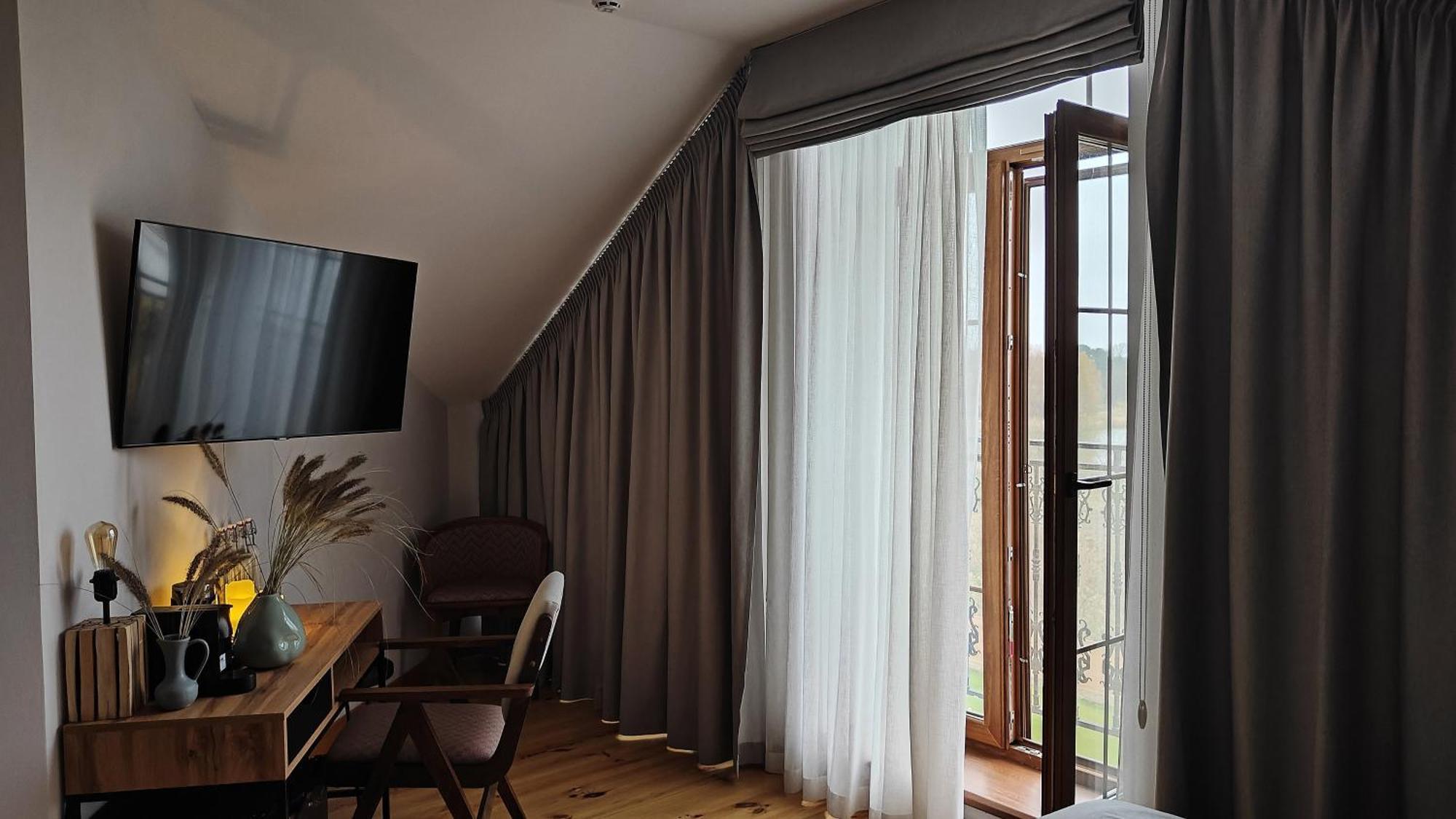 Bobritsa Dacha Hotel Ngoại thất bức ảnh