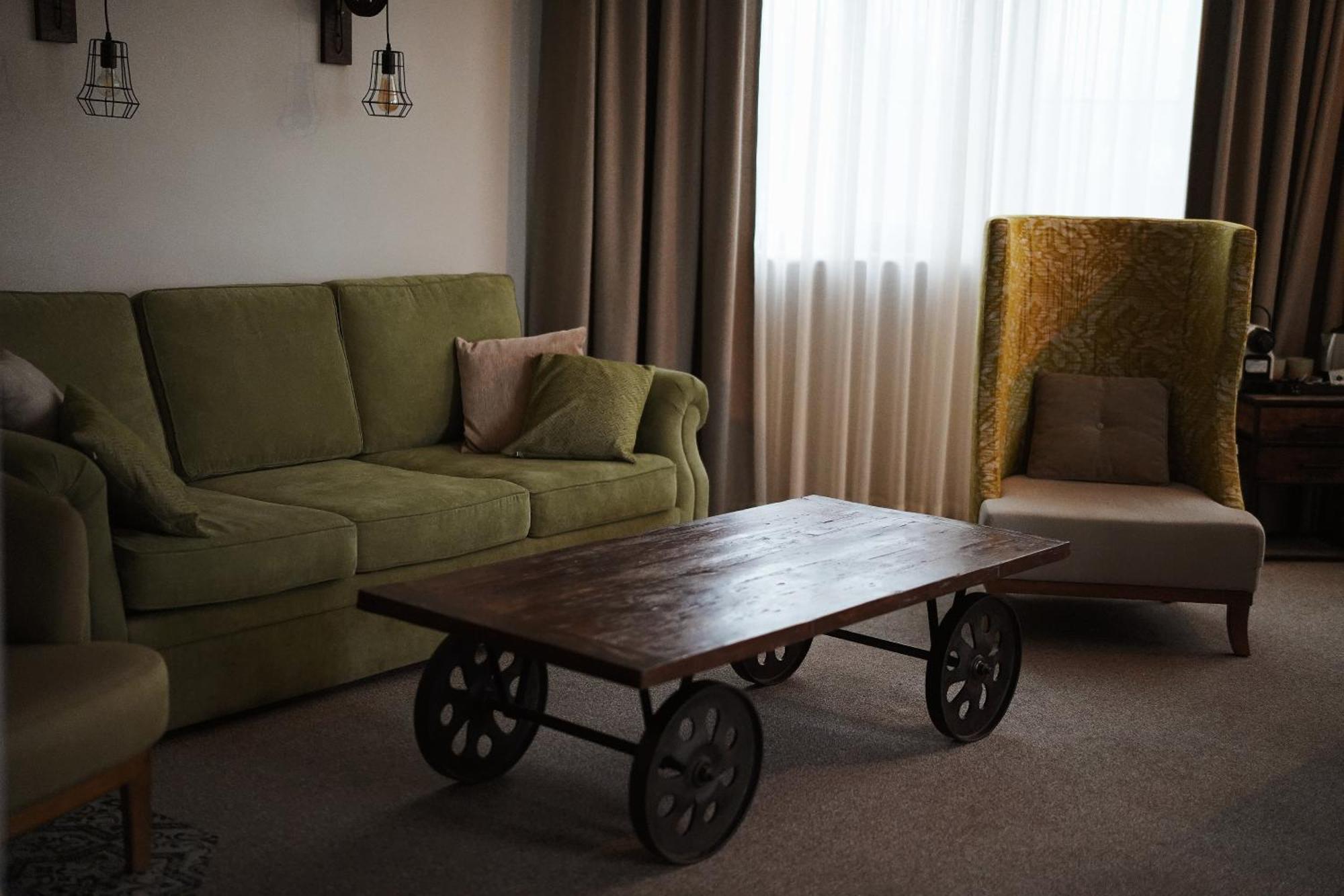 Bobritsa Dacha Hotel Ngoại thất bức ảnh